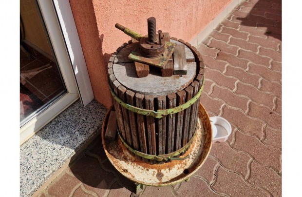 Szret, szl felolgozs, j borkszts