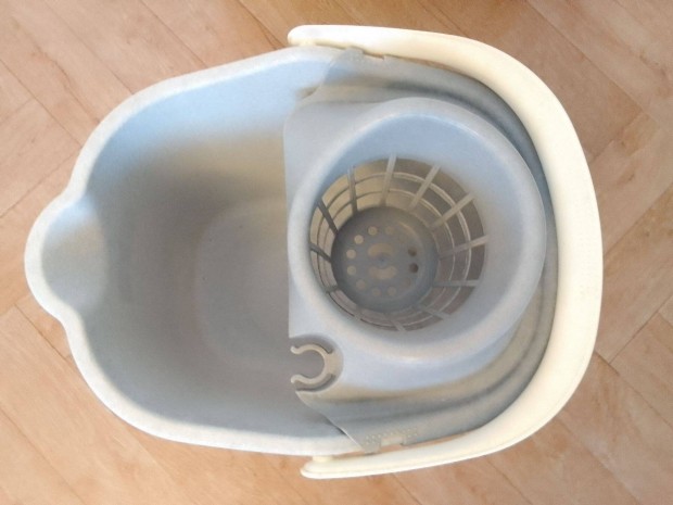 Szrke Rubbermaid felmosvdr 25 literes