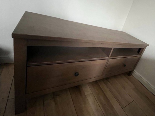 Szrke/barna Ikea Hemnes Tv llvny (124 cm)