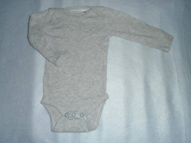 Szürke hosszú ujjú body 3-6 hó (méret 62 / 68)