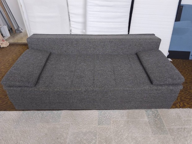 Sz�rke sz�n� �gyazhat� �s �gynem�tart�s kanap�