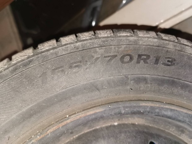 Szuzuki swift 4db  aclfelni + nyri gumi