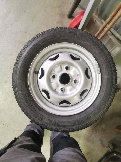 Szuzuki swift kerkgarnitra elad