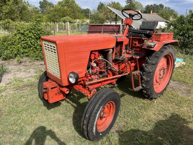 T25 export traktor, kistraktor 