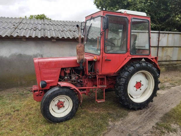 T25 traktor kistraktor bontdik