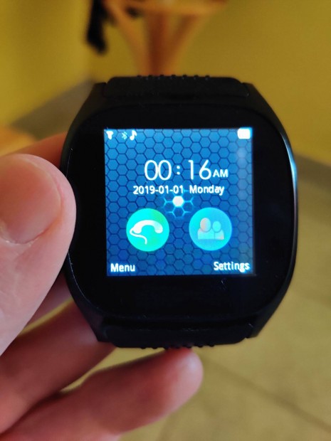 T8 smart watch + 32GB-os mikrosd krtya