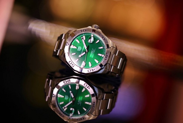 TAG Heuer Aquaracer | Smaragd green