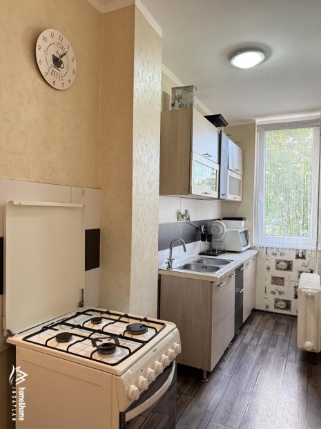 TATAB�NYA - �TALAK�TOTT ERK�LYES LAK�S