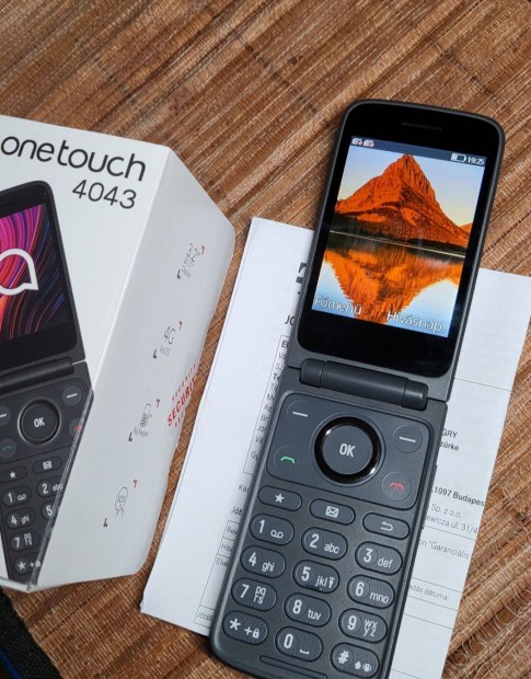 TCL 4043 DUAL SIM 4G Kártyafüggetlen Mobiltelefon 2 Év Garanciával