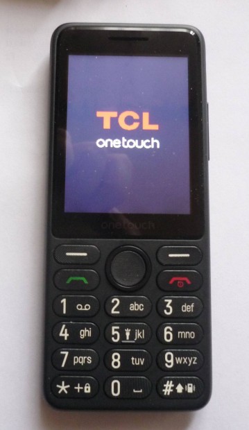 TCL Onetouch 4042s 4G DS HU kártyafüggetlen, nyomógombos mobiltelefon