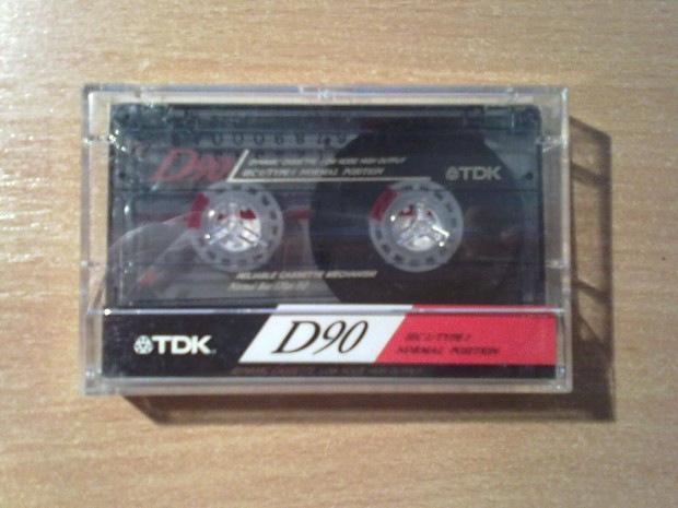 TDK D90 Dynamic Cassette Low Noise High Output