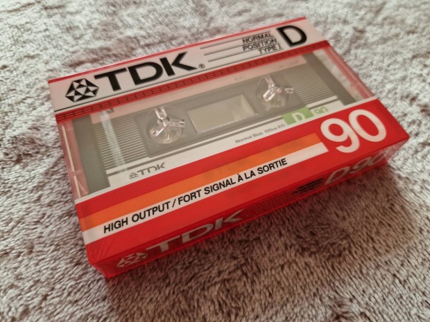 TDK D 90 (1986) bontatlan kazetta 