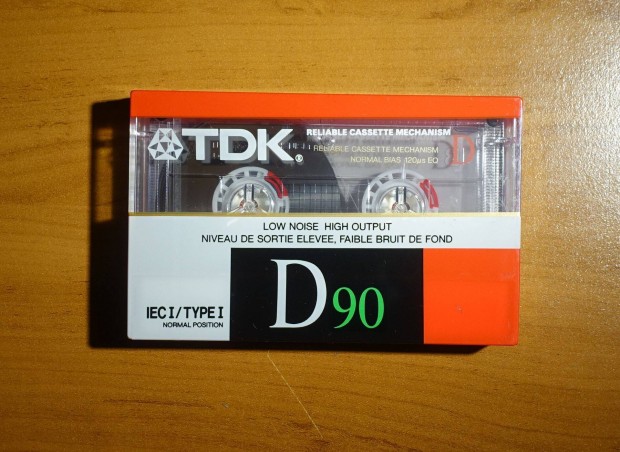 TDK D 90 bontatlan kazetta 1988 deck