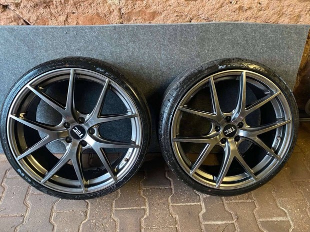 TEC GT6 8,5x20 ET45 5x112 66,5 garnitra elad!