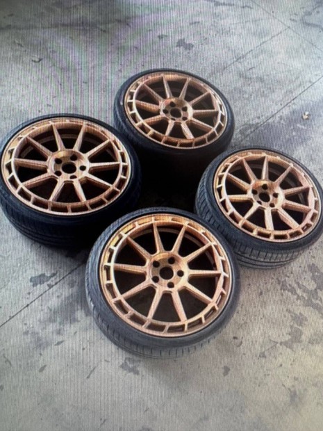 TEC-SSW GT8 8,5X19 ET45 5X112 66.5 gyári fényezéssel eladó
