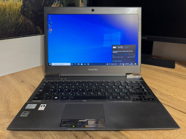 TOSHIBA Z930 / i5-3437U / 2GB RAM / 120GB SSD / Hdvga / j akk!!!