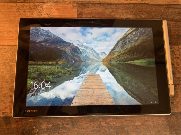 TOSHIBA dynabook tablet S8 RAM:4GB/SSD:64GB/10.1 Windows 10