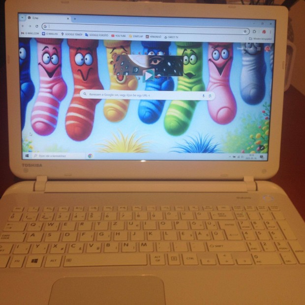 TOSHIBA lapto elad