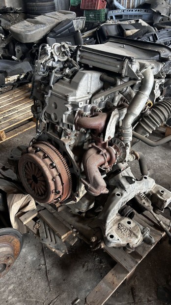 TOYOTA HIACE IV komplett blokk elad�