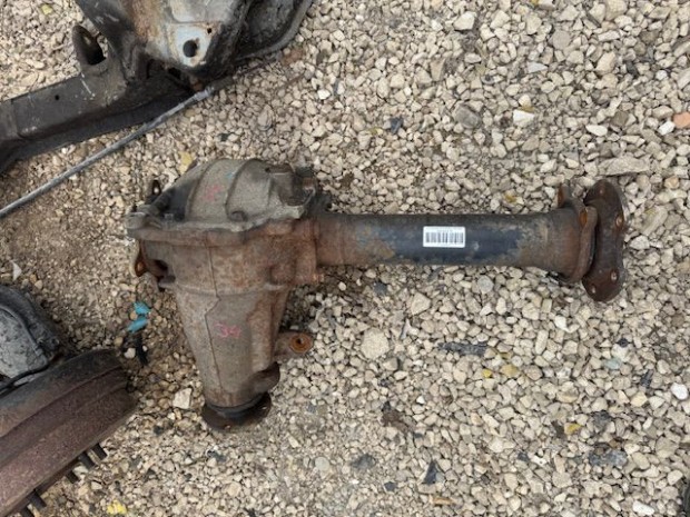 TOYOTA HI-ACE DIFFERENCILM FLTENGELY TOLDVAL elad