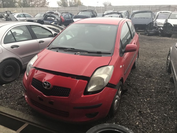 TOYOTA YARIS 1,4 D4D JOBB K, MANUAL elad�