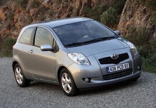 TOYOTA YARIS elad�