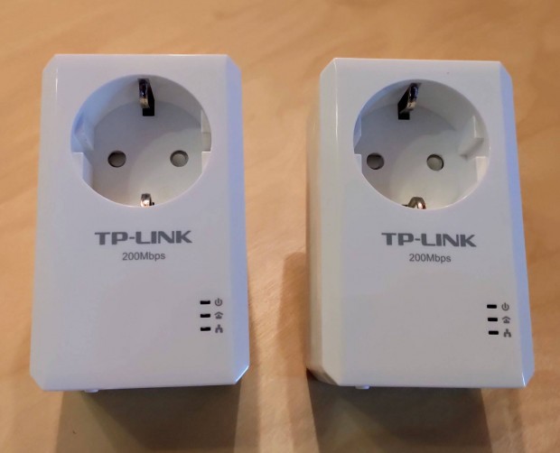 TP-Link AV200 powerline adapter prban max. 200 Mb/s sebessggel