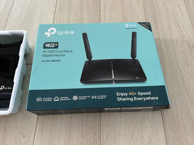 TP-Link MR600 AC1200 4G LTE+ CAT6 router Fggetlen, dobozban