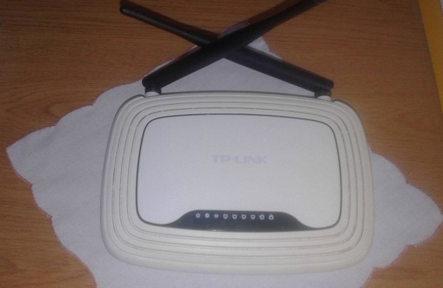 TP-Link Rouer 300mbps elad