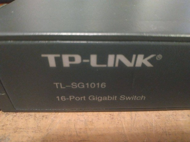 TP-Link TL-SG1016 - 16 portos Gigabit Switch