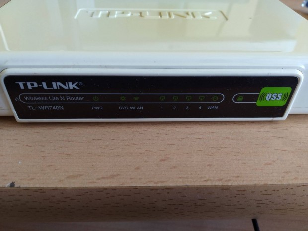 TP-Link TL-WR740N Wireless Router