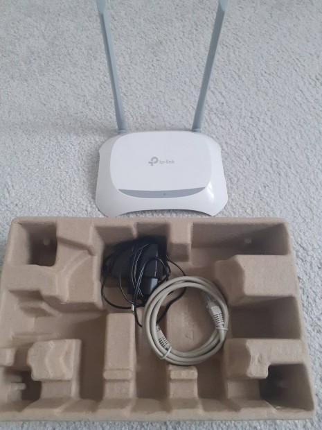 TP-Link TL-WR840N router elad