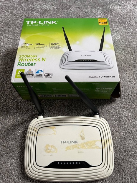 TP-Link TL-WR841N router (300Mbps)