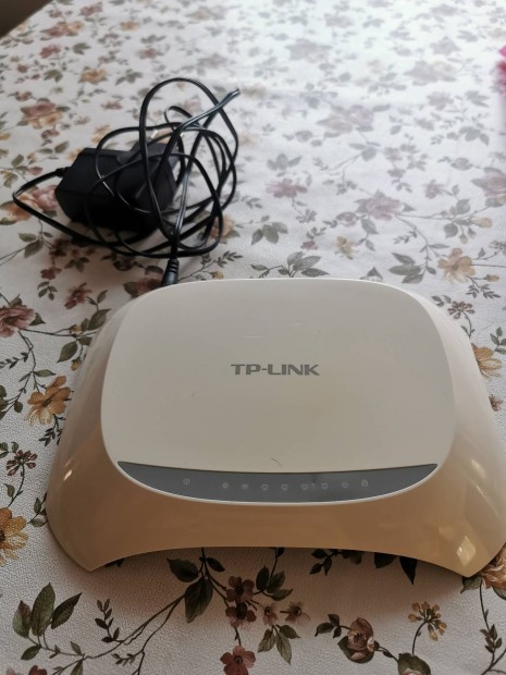 TP-Link WR840N 300Mbps router