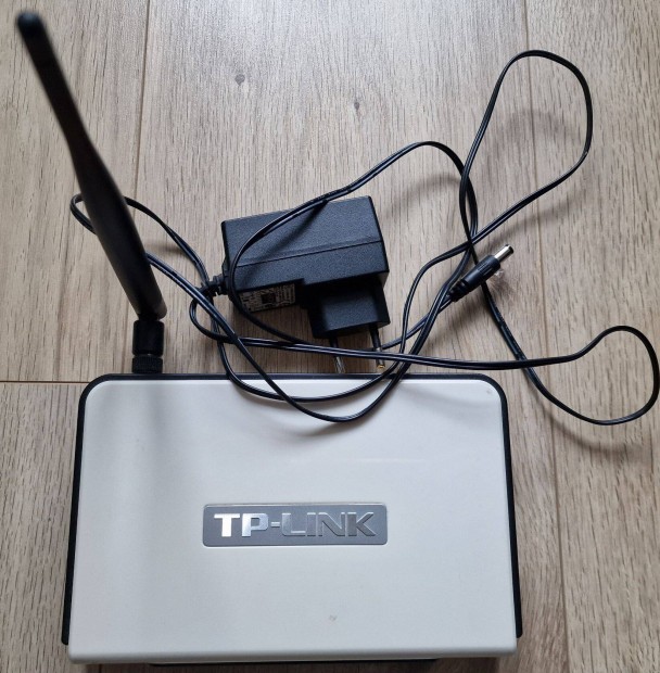 TP-Link Wireless Broadband Router