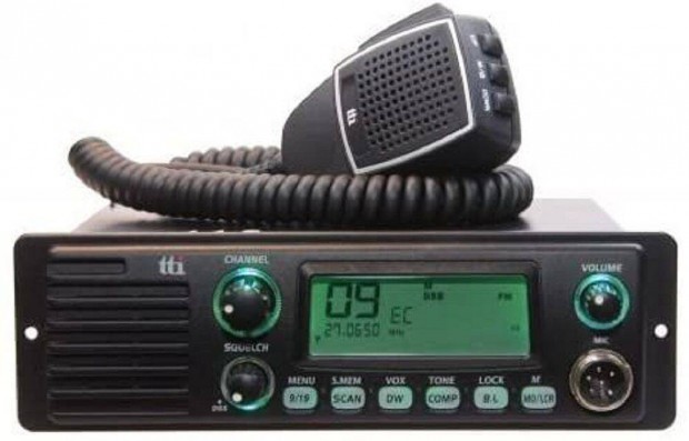 TTI TCB-1100 tbbcsatorns 12 voltos AM/FM CB rdi