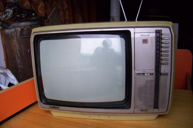 TV szines retro