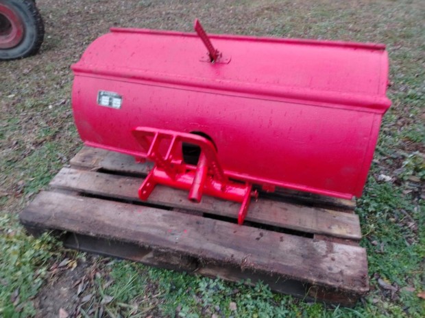 TZ4K 14B traktor gyri talajmar