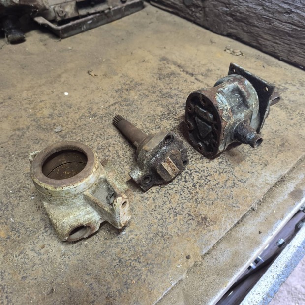 TZ4K, TZ-4K olajpumpa, hidraulika szivatty� �s �j h�z