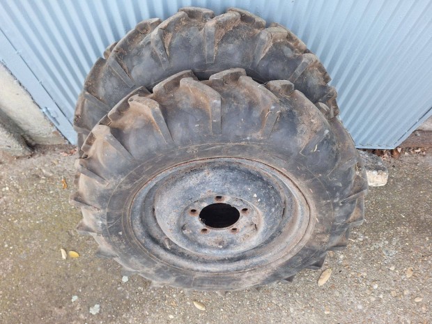 TZ4-K/Rába 15 traktor kerék 6.00-16