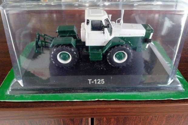 T 125 traktor kisauto modell 1/43 Elad