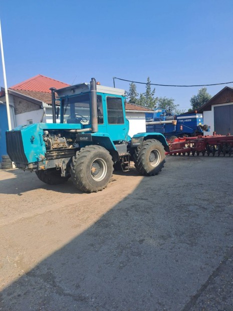 T-150K traktor