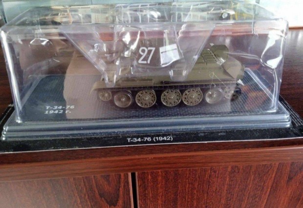 T 34-76 "Tanki dea" tank kisauto modell 1/43 Elad