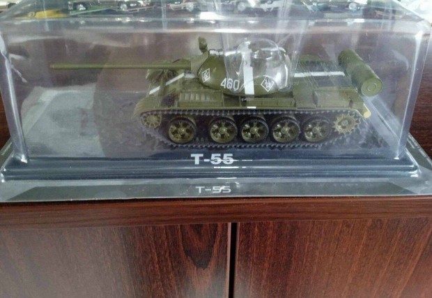 T 55 "Tanki dea" tank kisauto modell 1/43 Elad