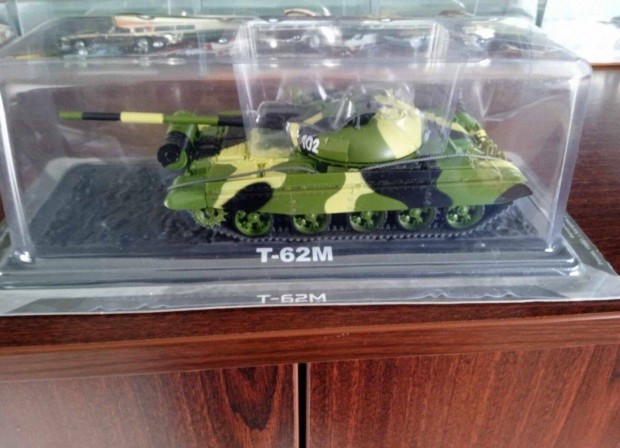 T 62M "Tanki dea" tank kisauto modell 1/43 Elad