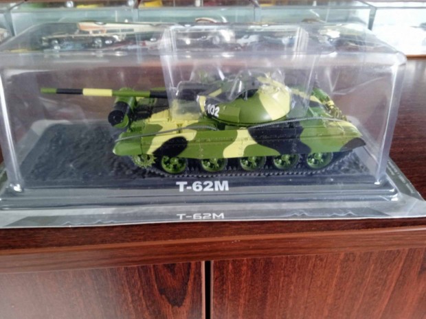 T 62M "Tanki dea" tank kisauto modell 1/43 Elad