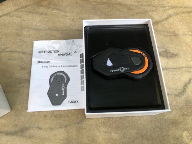 T-Max Freedconn bukósisak bluetooth kommunikáció, intercom, átbeszélő