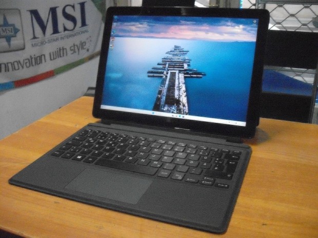 Tablet+laptop egyben Dell Latitude 5290 i5 8th, 16GB, 256 SSD, FHD