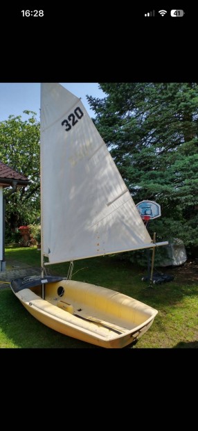 Tabur 320 Vitorl�s