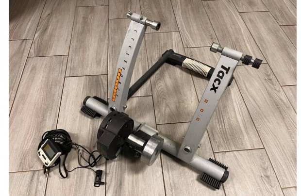 Tacx LCD 220V Trainer kerkpr edz grg kerkpros edzgrg